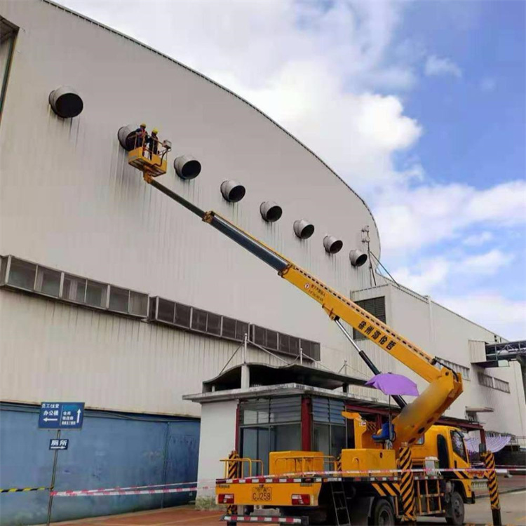 九真镇高空作业车出租服务：专业广告牌安装解决方案