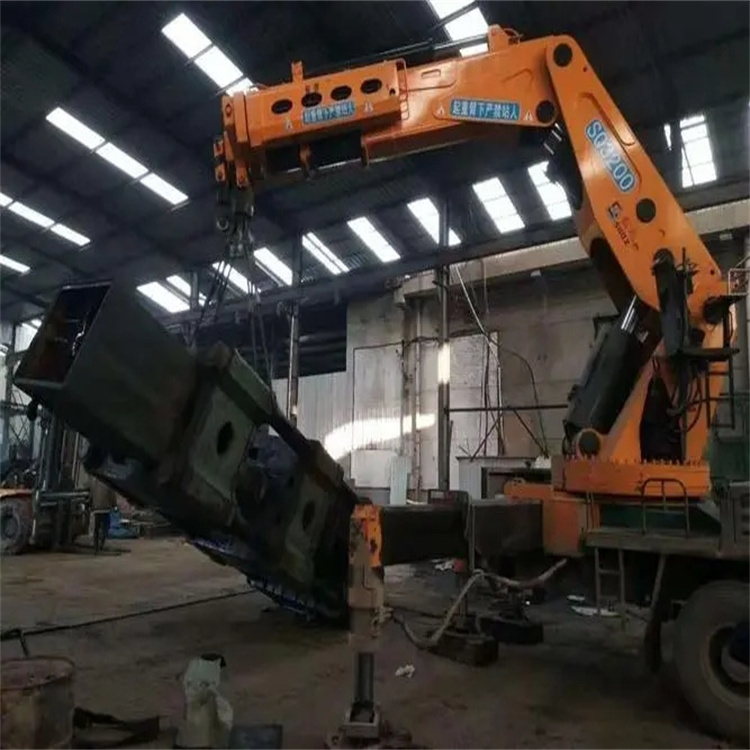 九真镇200吨折臂吊出租