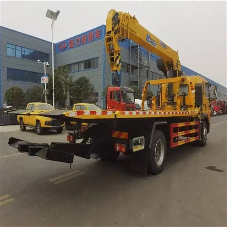 九真镇附近小随车吊出租电话，轻松解决搬运烦恼